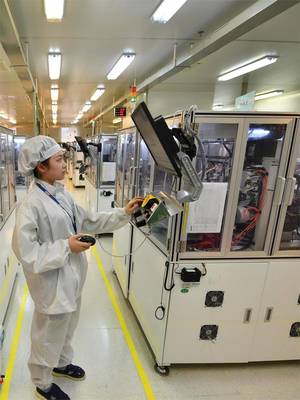 新質生產力蓬勃向上丨湖北光電子信息產業規模今年有望突破萬億元